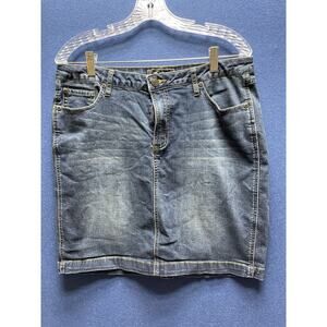Cato Denim A-Line 18” Length‎ Skirt Size 14 Pockets Button, Zip Slit